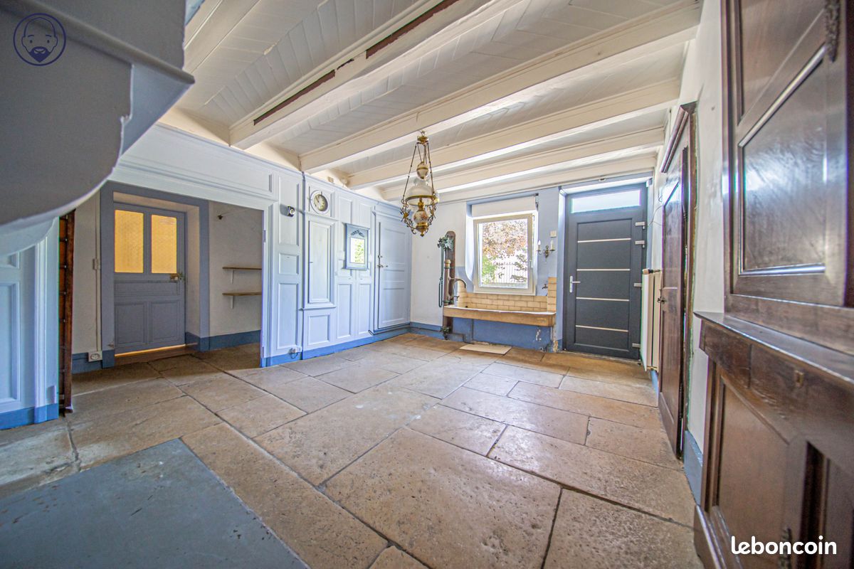 Propriété 10 pièces 314 m² (image 13)