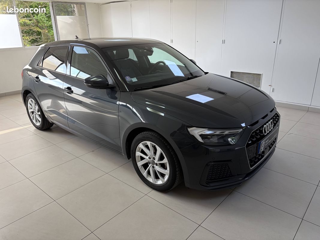 AUDI A1 Sportback 30 TFSI 116 ch S tronic 7 Design Luxe (image 21)