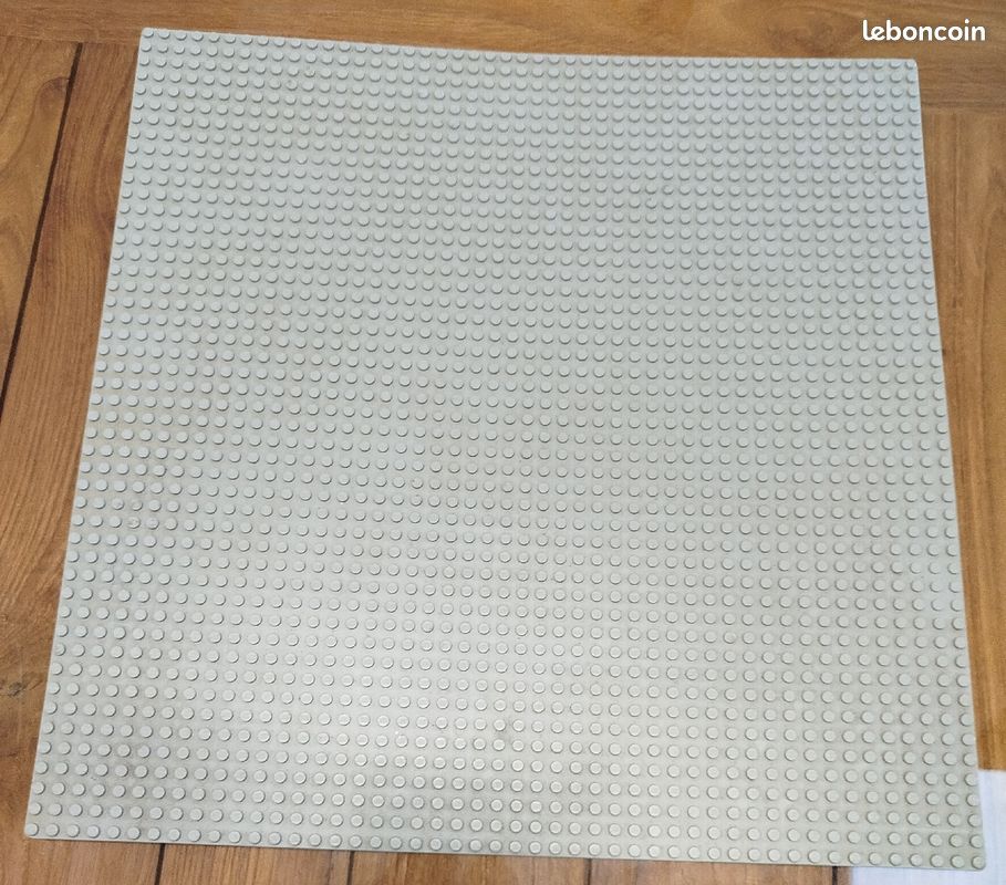 Vends plaque Lego (image 1)