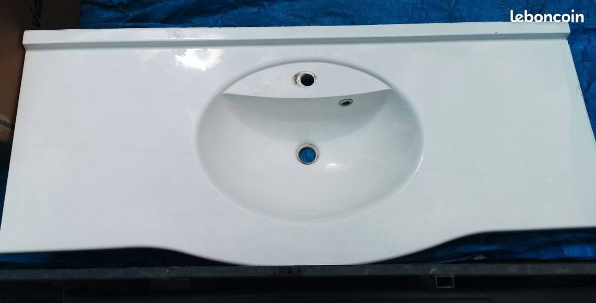 Évier salle de bain (image 1)