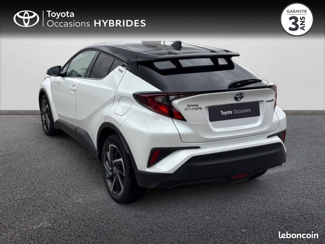 Toyota C-HR 1.8 Hybride 122ch Design Ultimate E-CVT (image 2)