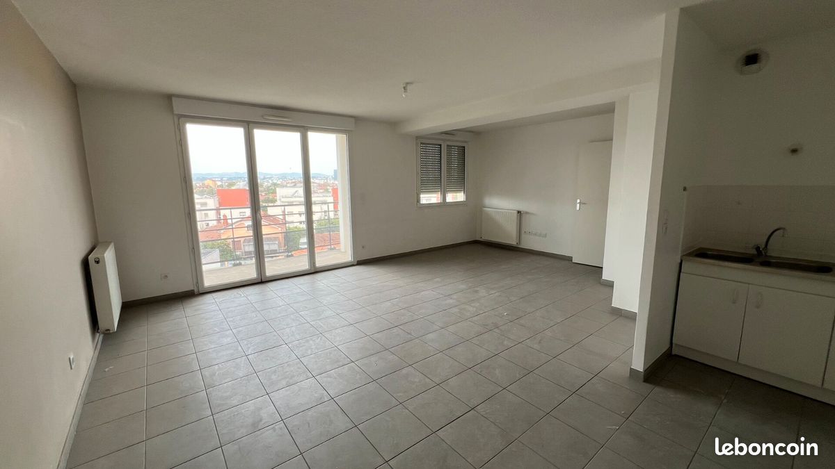 Appartement 3 pièces 67 m² · à Villeurbanne · 67 m² · 1 052 €/mois