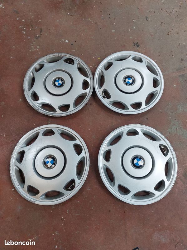 Tapis et enjoliveurs bmw e36 (image 3)