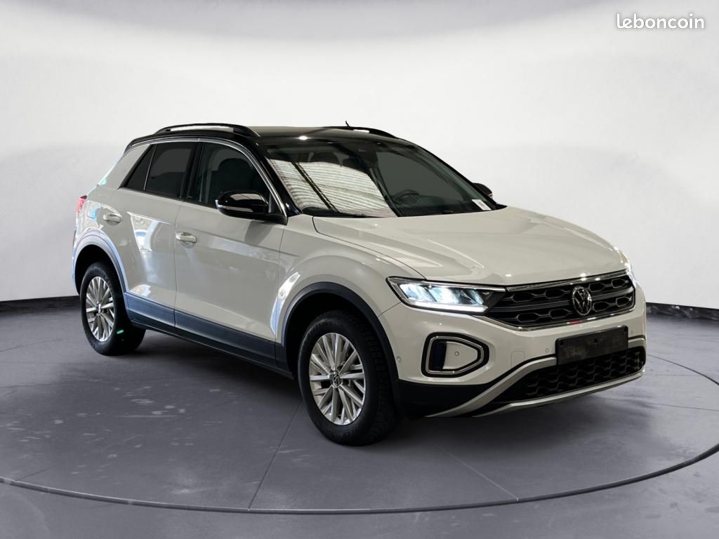 VOLKSWAGEN T-ROC TSI 110 Life - Digital Cockpit Pro - Extension garantie 3 ans (image 1)