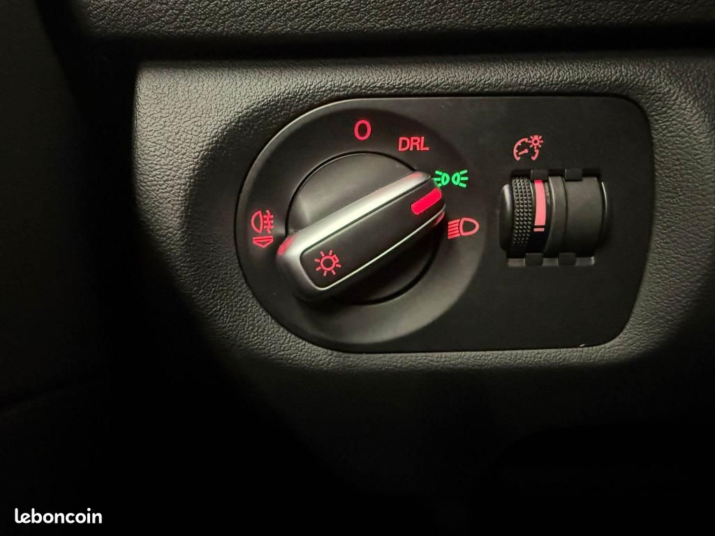 AUDI A3 RS3 SportBack Quattro 2.5 TFSI - 340 - BV S-tronic (image 24)