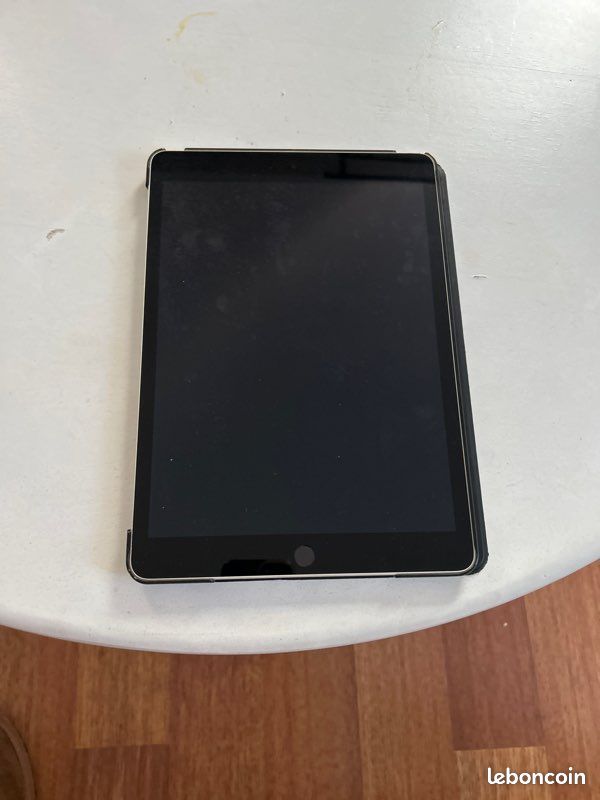 IPad (image 3)