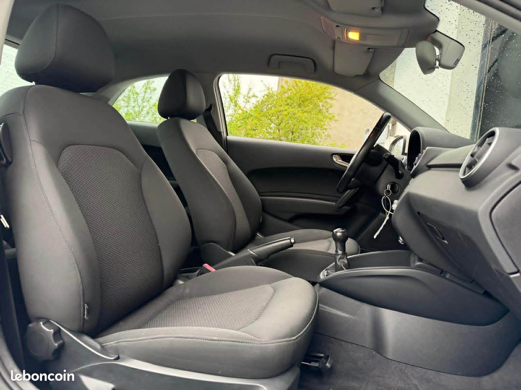Audi A1 1.6 Tdi 105 (image 4)