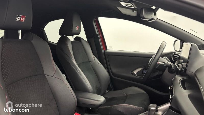 Toyota Yaris 116h GR Sport 5p MY22 (image 15)