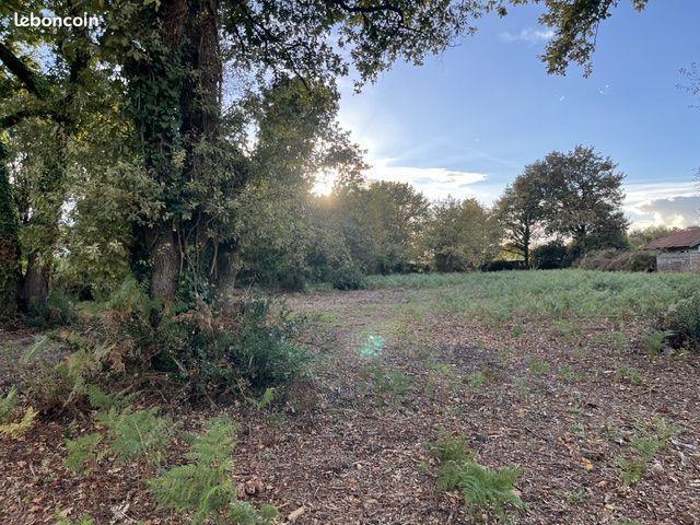 Terrain 869 m² · au Barp · 126 900 €