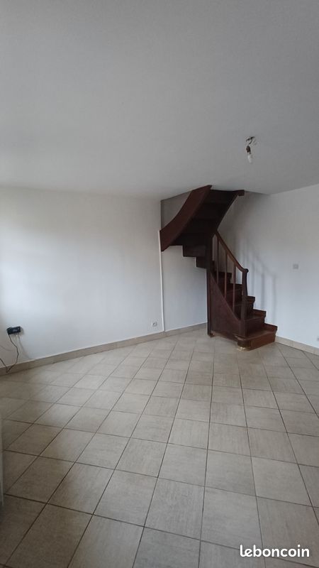 Maison 5 pièces 72 m² · à Buchy · 72 m² · 750 €