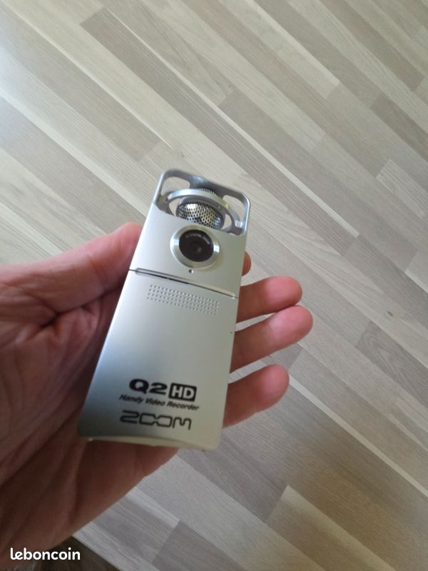 Camera Enregistreur numérique hd zoom q2 color lcd (image 3)