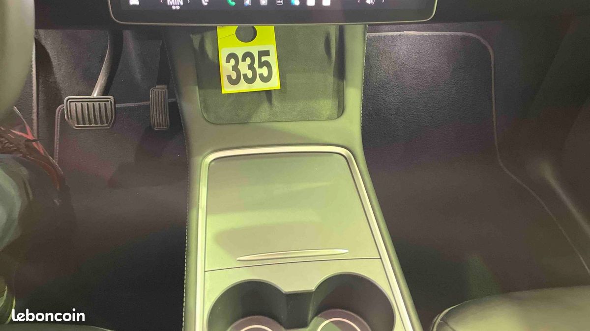 TESLA MODEL Y Long-Range Dual Motor AWD (image 23)