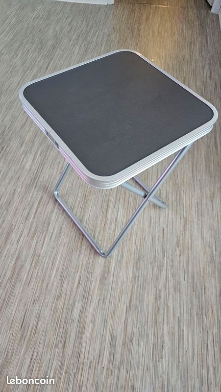 Table chaise (image 1)