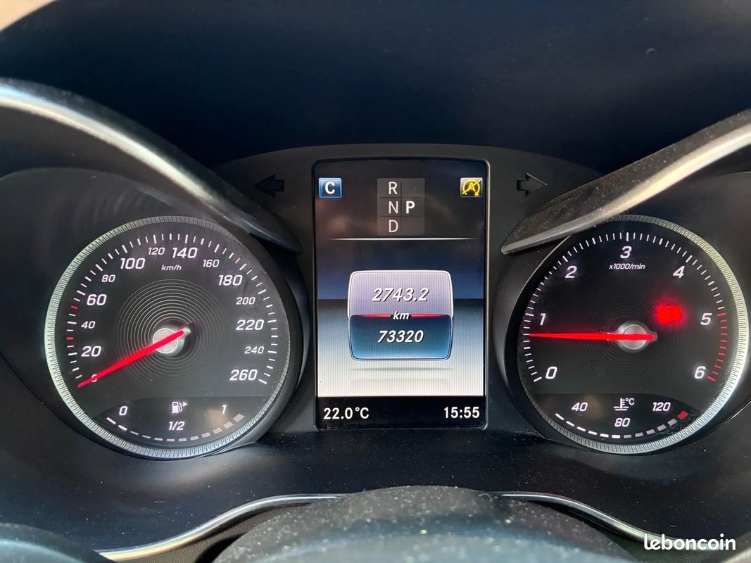 MERCEDES-BENZ GLC Coupé 250D Fascination - 2017 - Toit Ouvrant - Caméra 360° (image 14)