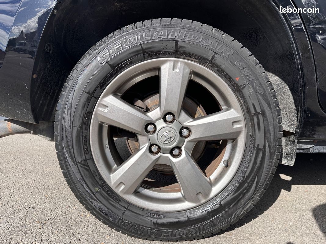 Toyota RAV4 2.2 D4D 150 Cv LIMITED EDITION ✅ SUIVI ENTRETIEN ✅ (image 30)