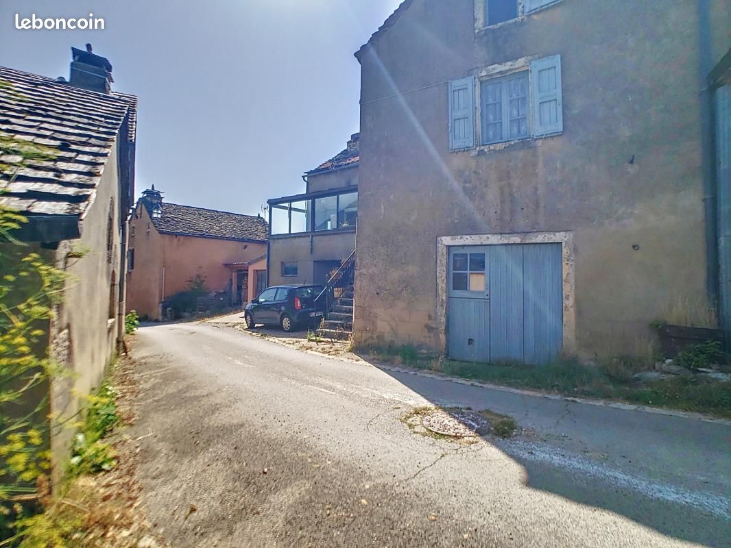 Maison 4 pièces 68 m² · à Massegros Causses Gorges · 68 m² · 49 000 €