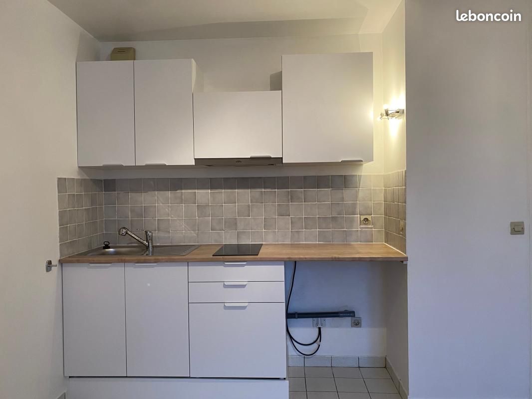 Appartement a louer pontault-combault - 2 pièce(s) - 32 m2 - Surfyn