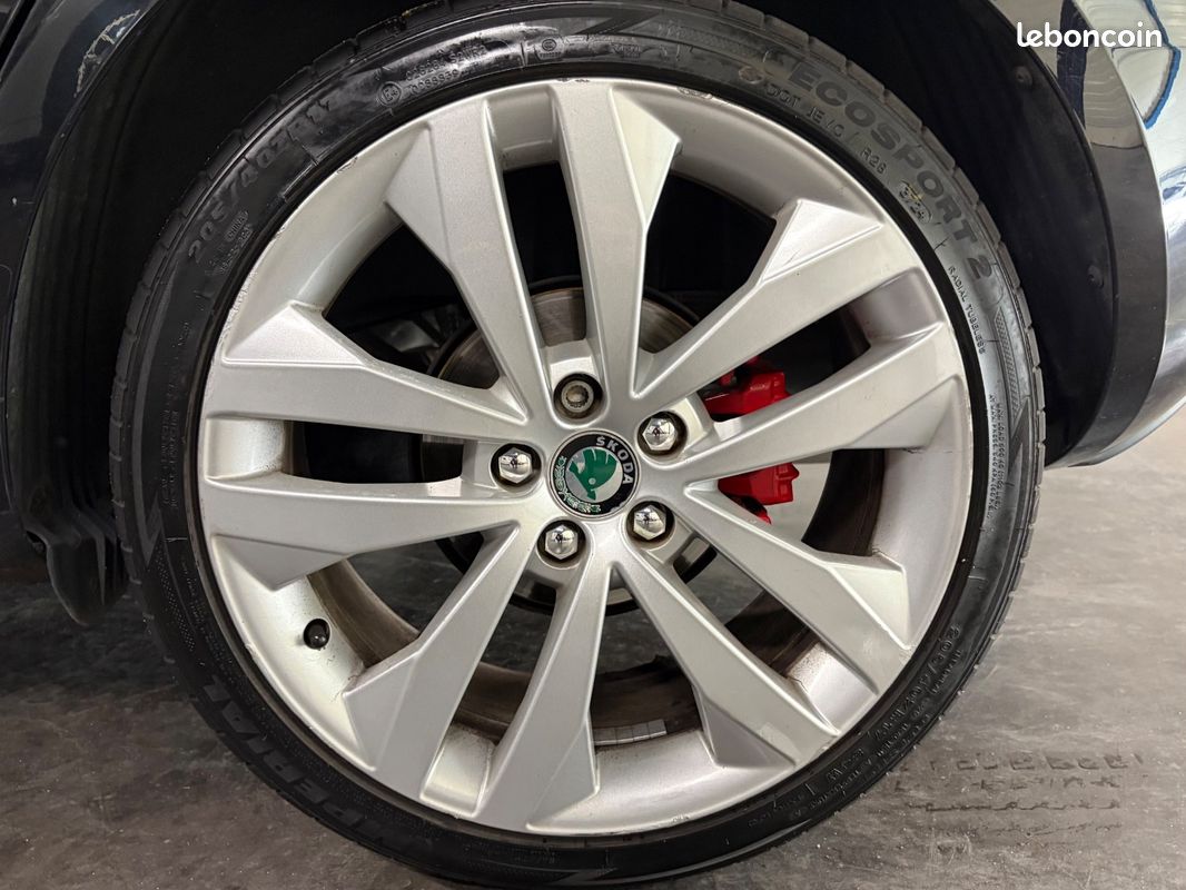 Skoda FABIA 1.4 tsi 180 rs RS DSG - RADAR - GPS - REGULATEUR (image 30)