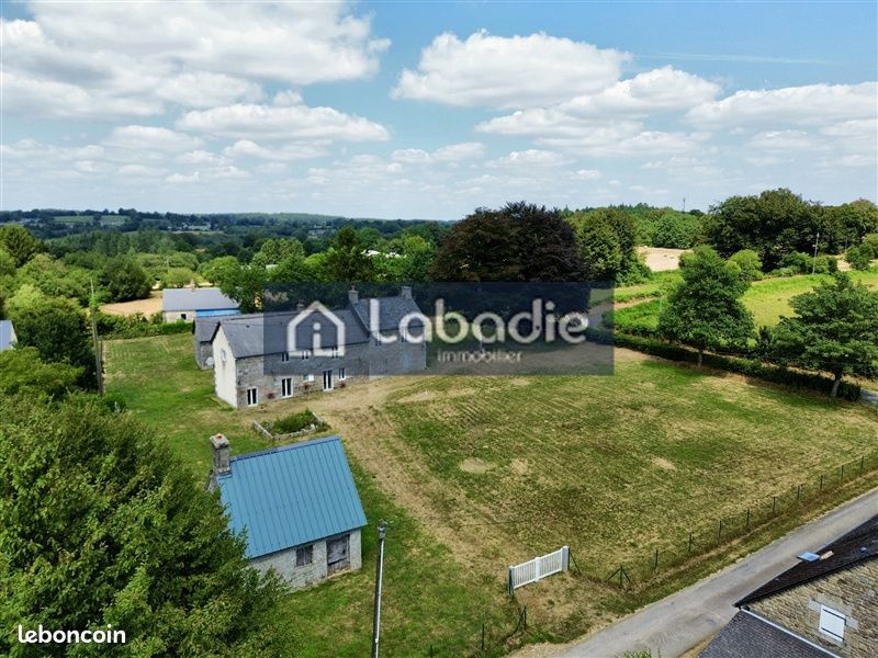Maison 6 pièces 230 m² · à Noues de Sienne · 230 m² · 216 000 €