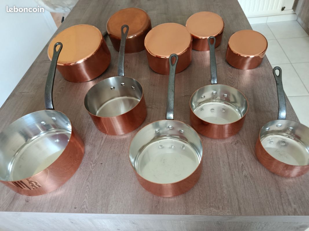 Lot De 5 Casseroles Anciennes Tournus – Aluminium Pur – France – S.G.D.G – État Usage