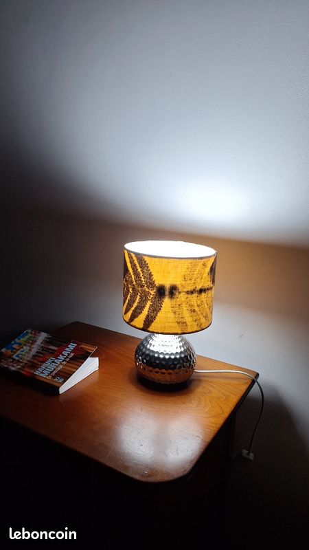Lampe de chevet tissus ecoprint unique (image 2)