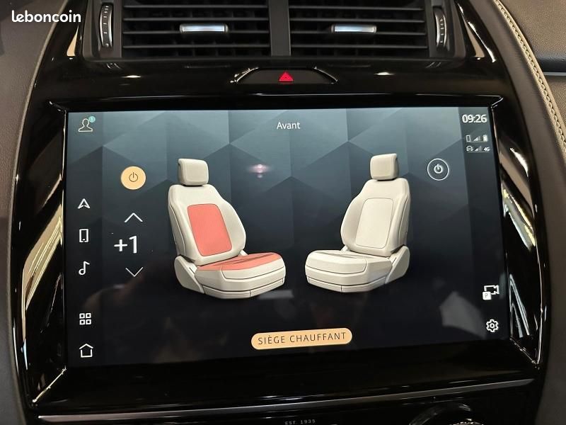 Jaguar E-Pace P200 FlexFuel MHEV 200ch R-Dynamic SE (image 15)