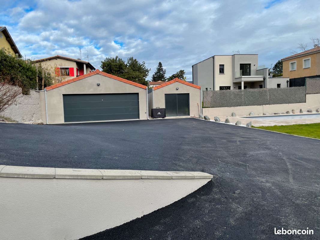 Maison 8 pièces 224 m² · à Bourg-de-Péage · 224 m² · 409 000 €