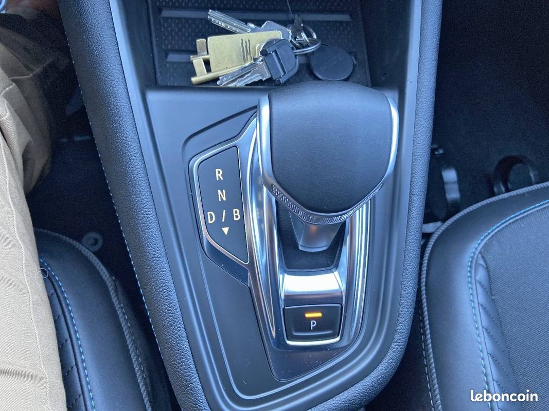 RENAULT Captur E-Tech full hybrid 145 ch esprit Alpine (image 16)