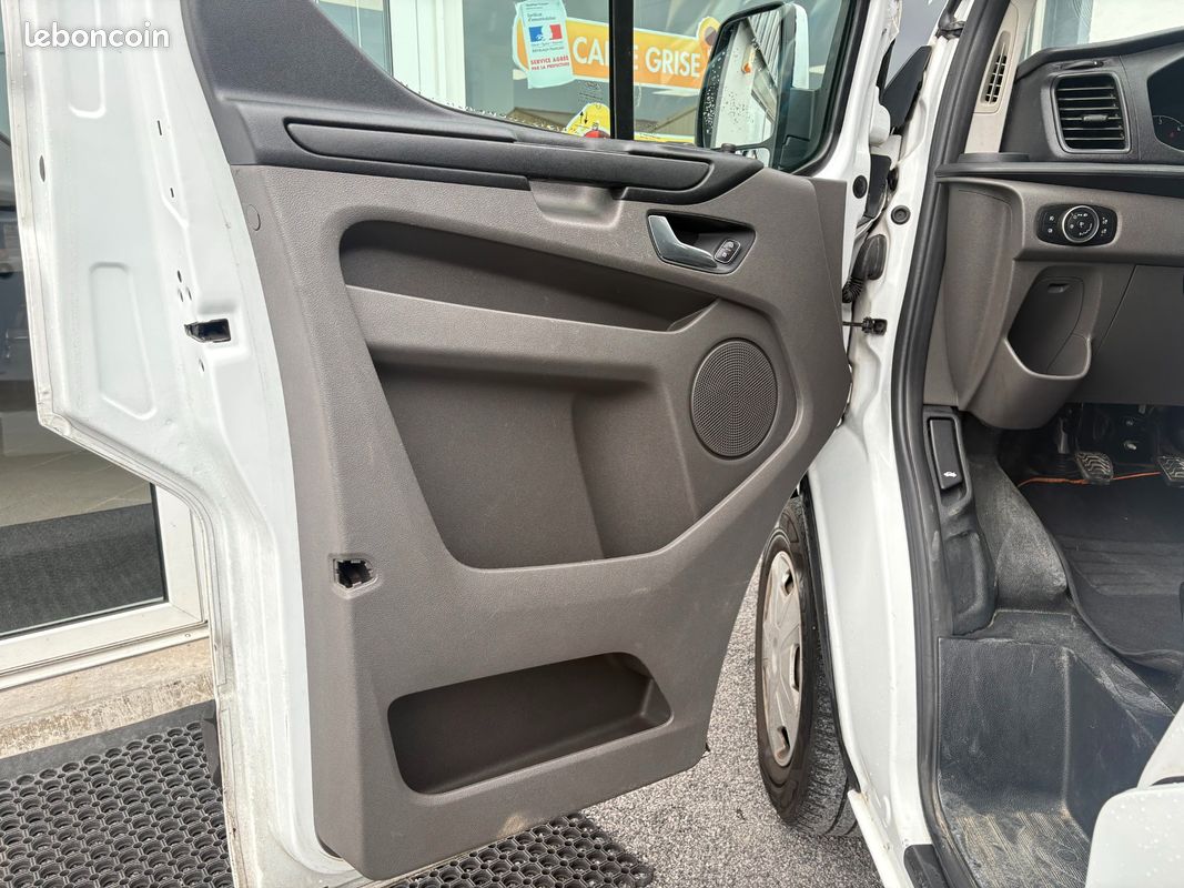 Ford transit custom fourgon 280 2.0 tdci 130 l1h1 court trend business (image 18)