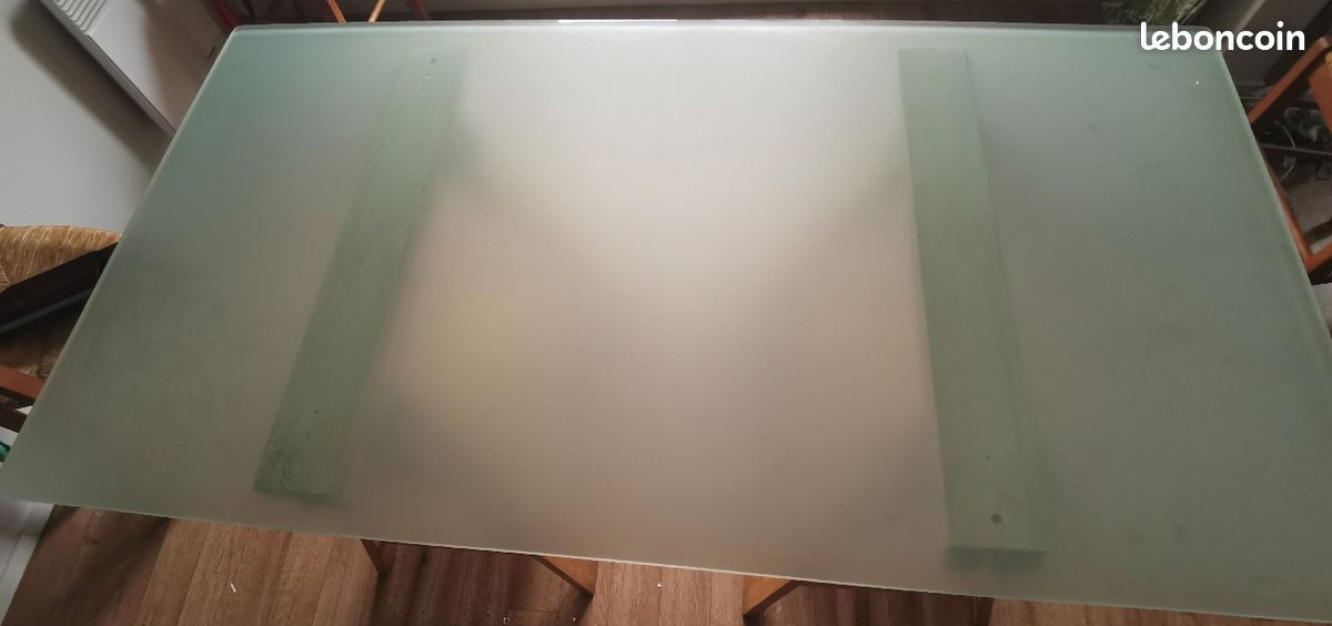 Table de salle a manger en verre (image 3)