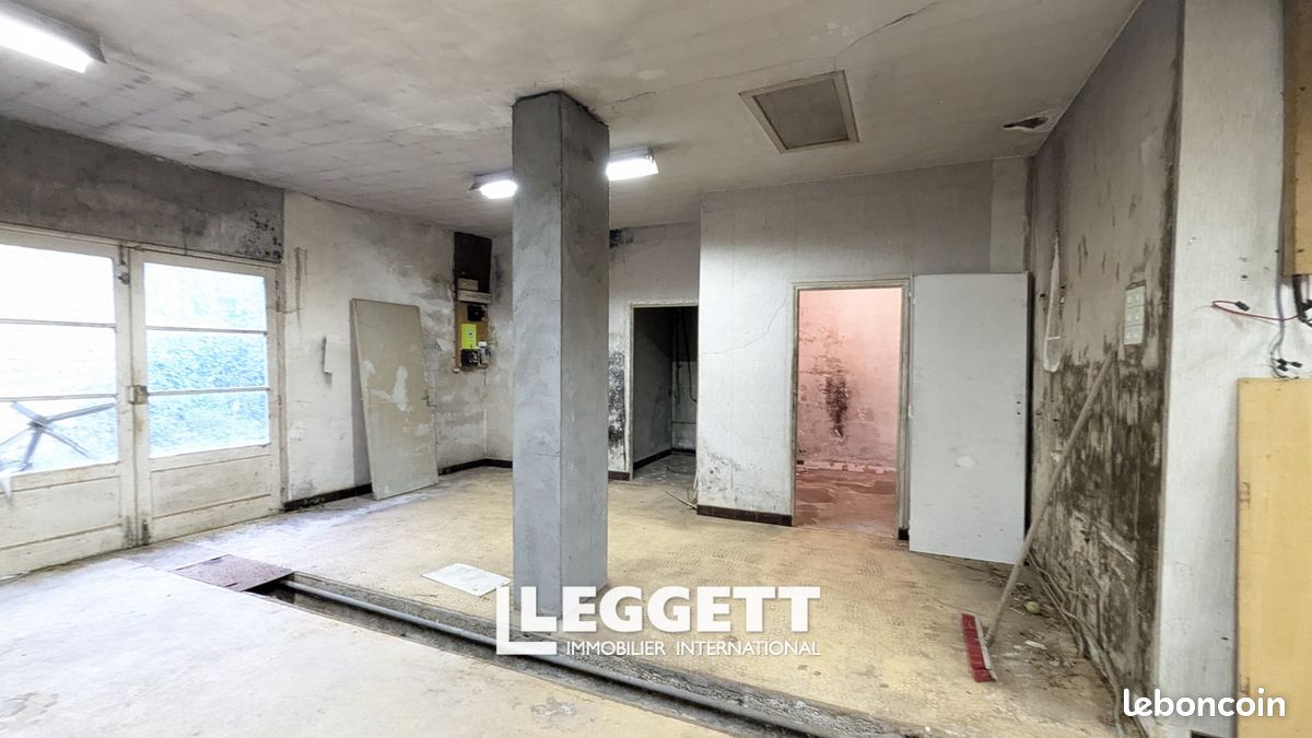 Immeuble 2 pièces 150 m² · à Angoulême · 150 m² · 126 000 €