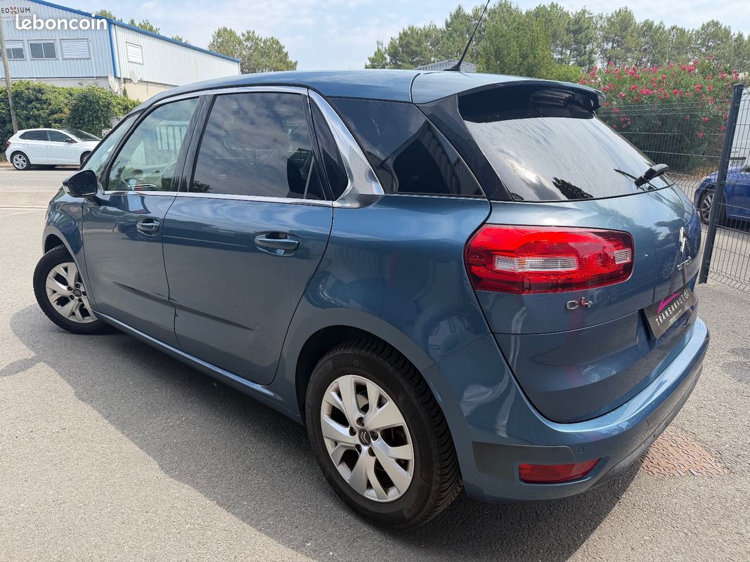 CITROEN C4 PICASSO 1.2 / 130cv / Intensive / SUIVI COMPLET / TOUT A JOUR (image 5)