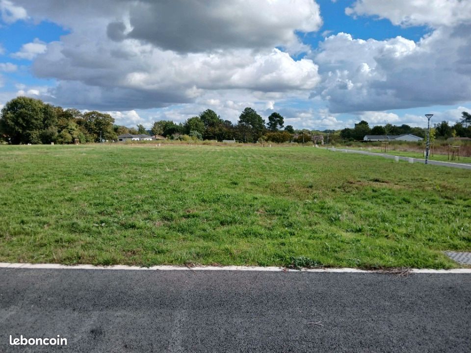 Terrain 1 535 m² Marsac Sur L Isle · à Marsac-sur-l'Isle · 72 360 €