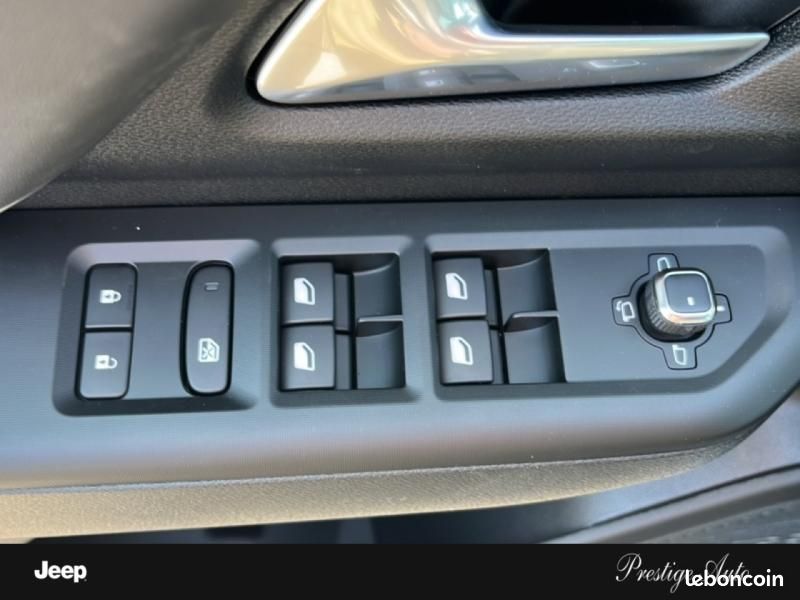 Jeep Compass 1.2 Turbo T3 145ch e-Hybrid First Edition BVR6 (image 27)