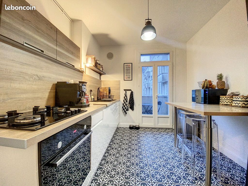 Appartement 3 pièces 80 m² · à Tours · 80 m² · 1 142 €/mois