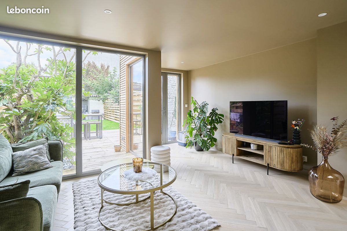 Maison 6 pièces 124 m² · à La Madeleine · 124 m² · 549 500 €