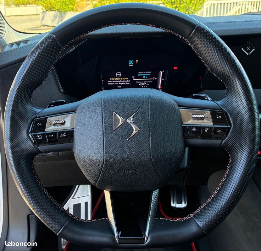 DS DS 4 E-TENSE 1.6 225ch HYBRID - PERFORMANCE LINE PLUS - BVA (image 4)