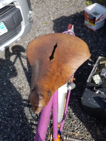 Ancienne Selle De Vélo En Cuir Marron – Longueur 27 Cm – Patine Vintage