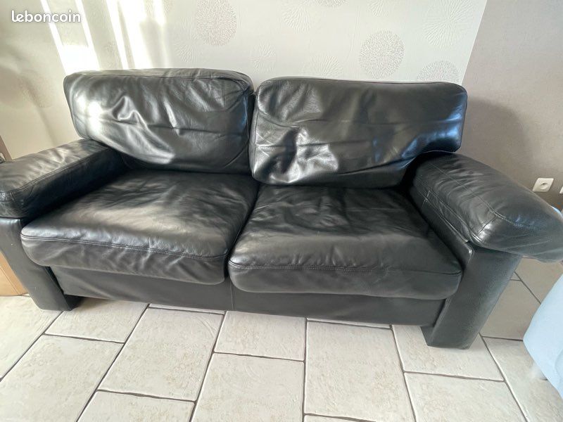 Canapé en cuir noir (image 1)