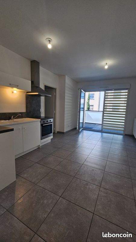 Appartement 2 pièces 39 m² · à Lyon · 39,3 m² · 702 €/mois