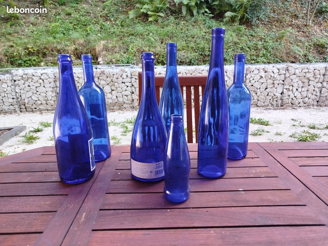 Bouteilles en verre bleue + 2 transparentes (image 1)