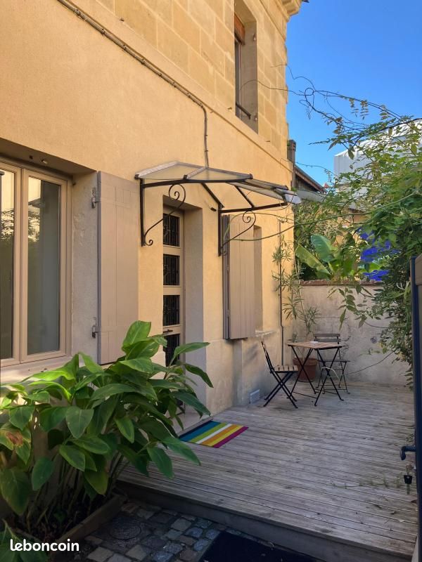 Maison 3 pièces 70 m² · à Bordeaux · 70 m² · 325 000 €
