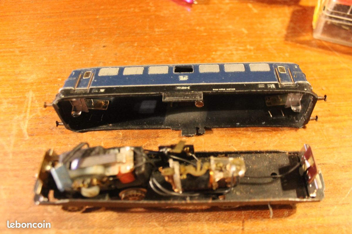 Loco Fleischmann DB 110234-2 pour pièce échelle HO (image 1)