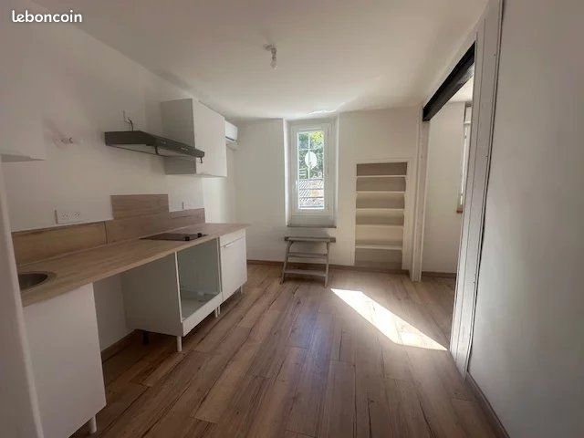 Appartement 1 pièce 25 m² · à Auriol · 25 m² · 630 €/mois