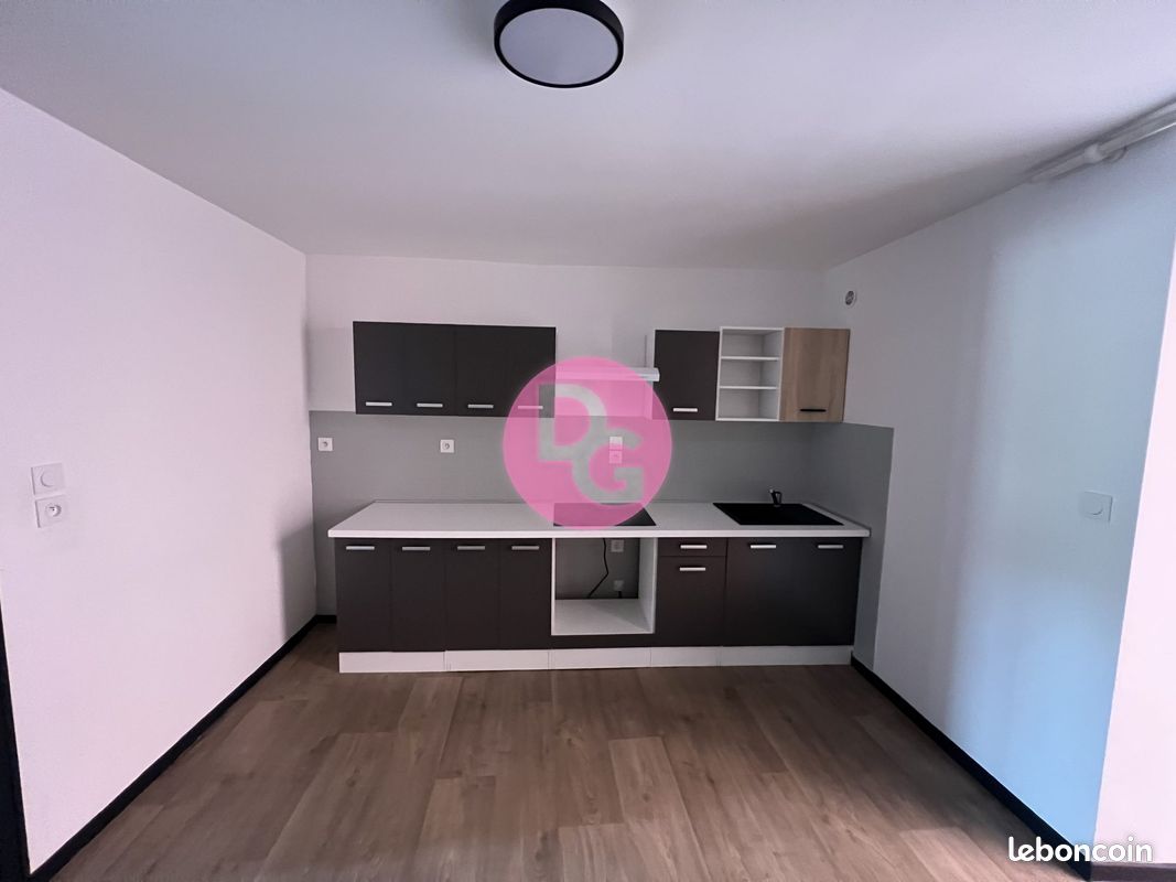 Appartement 3 pièces 62 m² · à Decazeville · 62 m² · 560 €/mois
