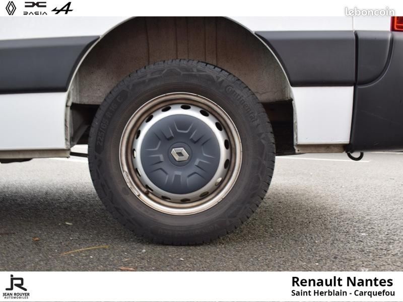 Renault Master Fg F3500 L2H2 2.3 Blue dCi 135ch Confort - 21490 HT (image 17)