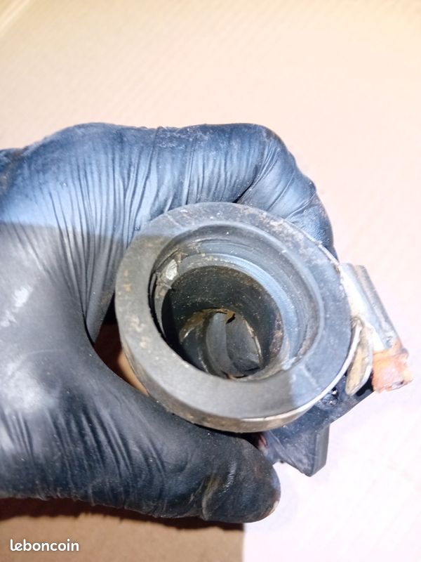 Pipe d'admission mvt nitro (image 3)