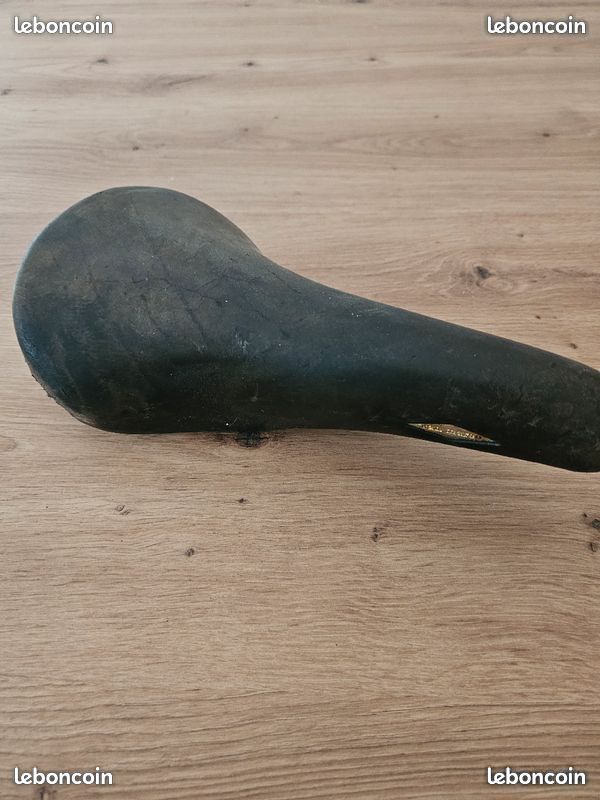 Selle De Vélo San Marco Rolls Rose – Neuf Jamais Utilisée, Avec Boîte