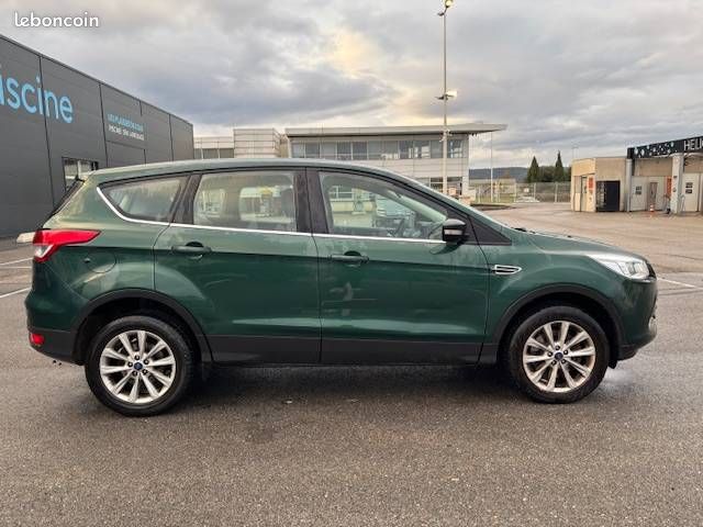 Ford kuga 2.0 tdci 120ch titanium 2016 (image 9)