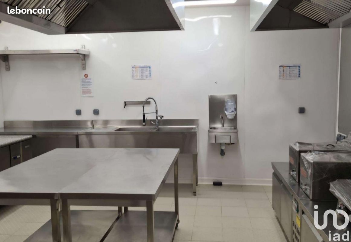 Local 300 m² MARSEILLE (image 10)